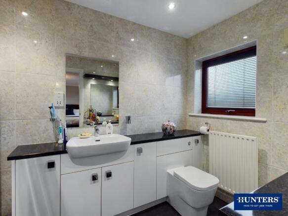 Master En-Suite