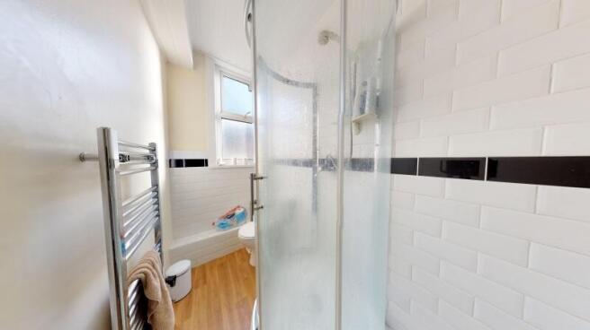 6 bed Terraced to rent Image 7