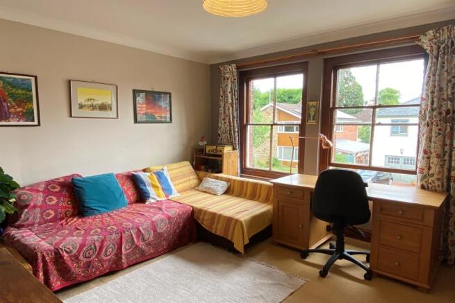 Bedroom 1 - 2