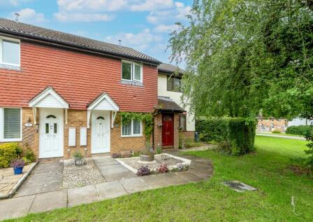 Glenmore Road, Carterton, Oxfordshire, OX18