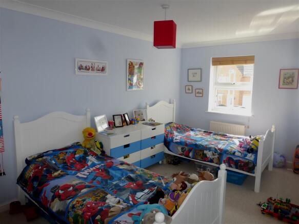 Photo 8