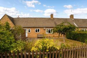 10, The Bungalows, Stow Road, Moreton-in-marsh GL56 0EG