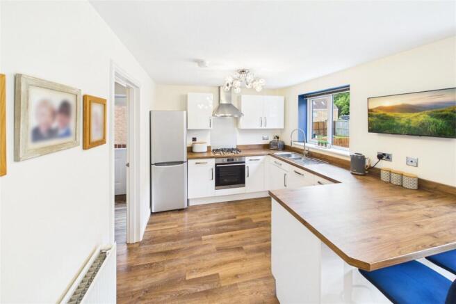 3 bed Detached for sale Image 5