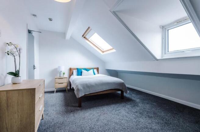 7 bed Terraced to rent Image 4