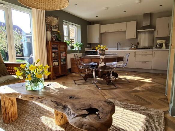 IMG-20240414-WA00...