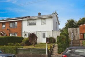 33, Heolddu Grove, Bargoed CF81 8UX