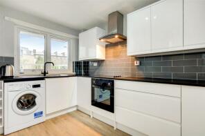 35, Glamis Road, London E1W 3EE