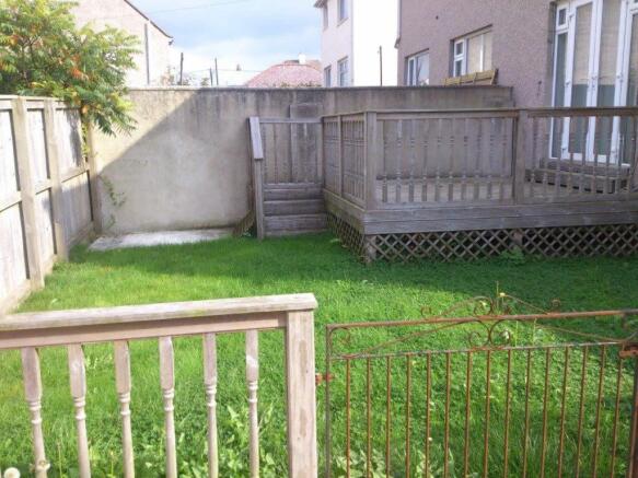 Photo 10