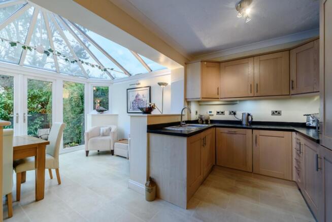 Kitchen/Conservatory