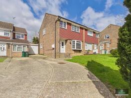 19, Rosedale Close, Gossops Green, Crawley RH11 8NQ