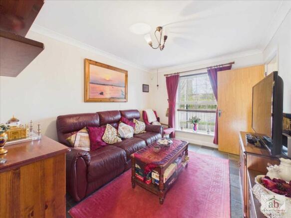 Offord Close, Grange Farm, Kesgrave photo 4
