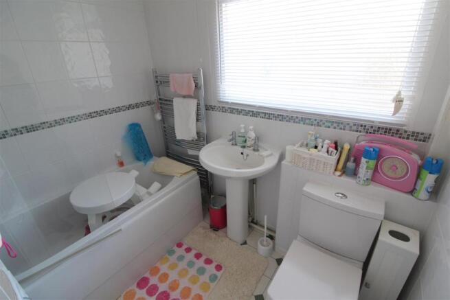 Bathroom.JPG