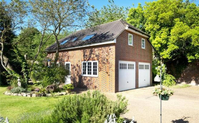 Annexe & Garage
