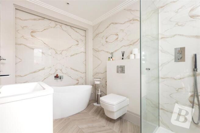 Master En-Suite
