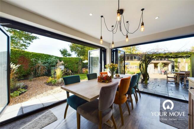 Garden / Dining Room
