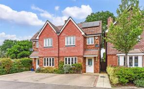 14, Orchard Farm Close, Liphook GU30 7GY