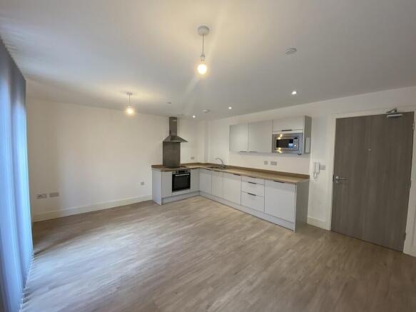 1 bed Apartment to rent Image 5
