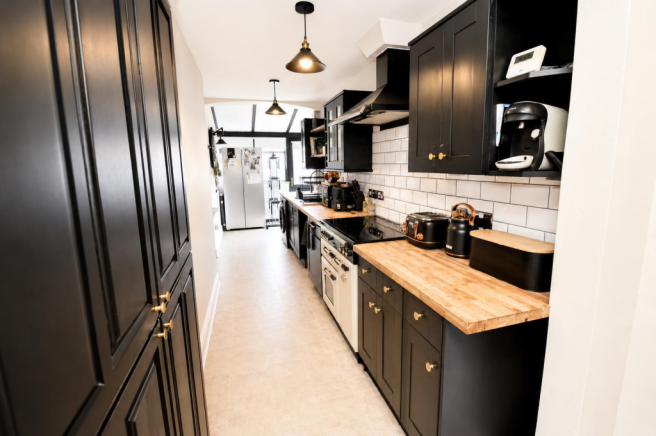 Parkstone Avenue, Bridgwater photo 4