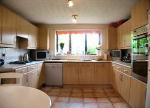 Kitchen breakfast room  13'10 x 10'11