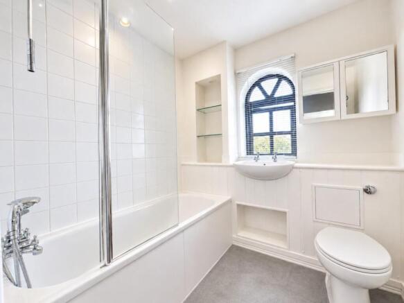 Bathroom.jpeg
