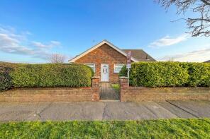 1, Russells Close, Littlehampton BN16 1BP