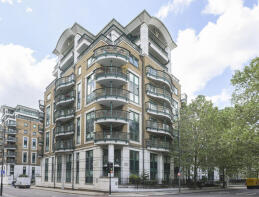 Flat 151, Warren House, Beckford Close, London W14 8TW