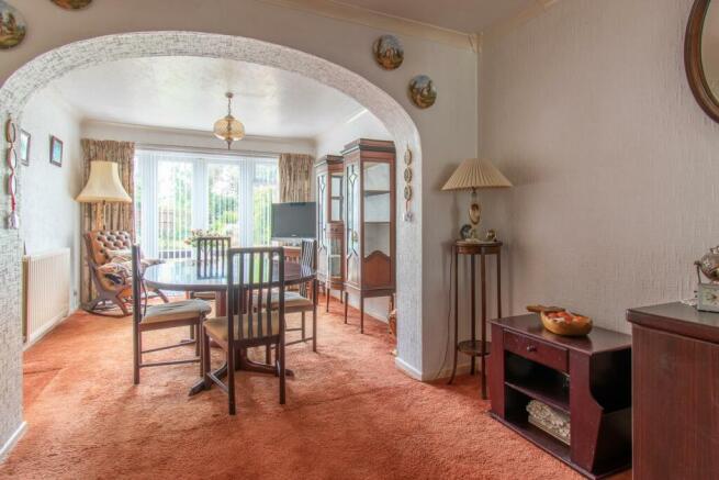 dining/ sitting area