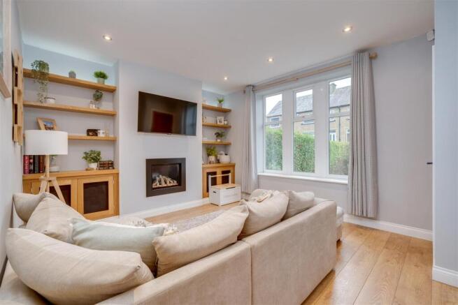 6 Crescent Ave-15.jpg