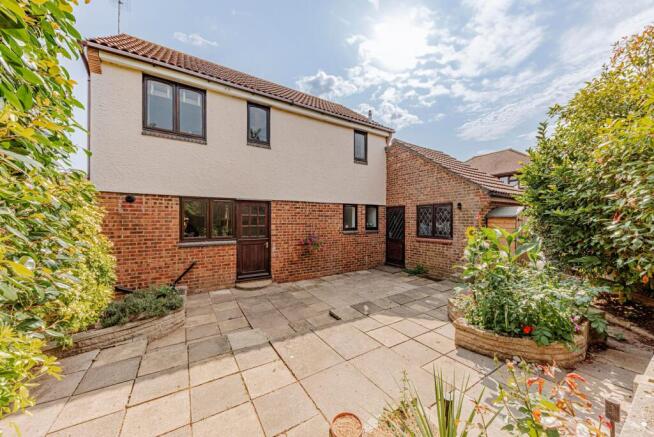 Rear Garden (1)