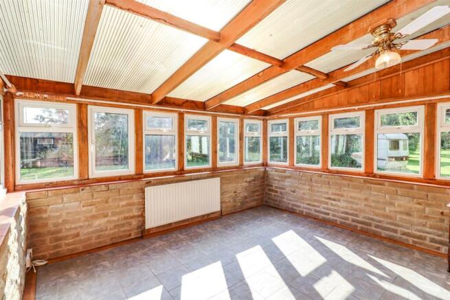 GARDEN ROOM