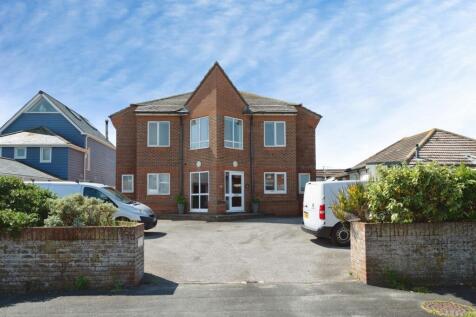 Southwood Road, Hayling Island, Hampshire, PO11