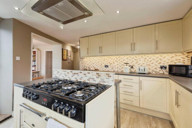Greenway, Campton, Shefford, SG17 5BN photo 4