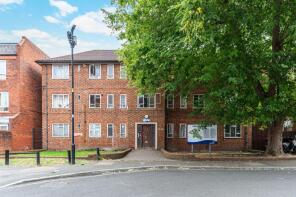 38 Flat A, Bowland Road, London SW4 7LE