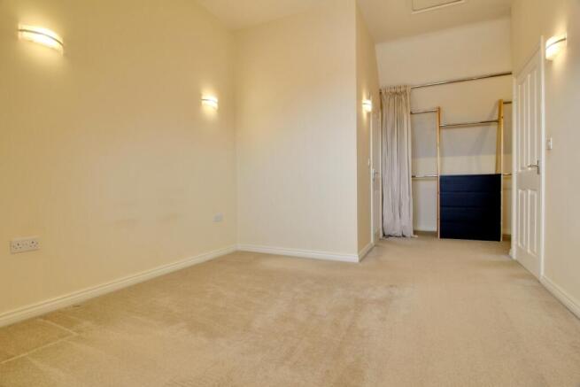 Bedroom 1 - reverse view