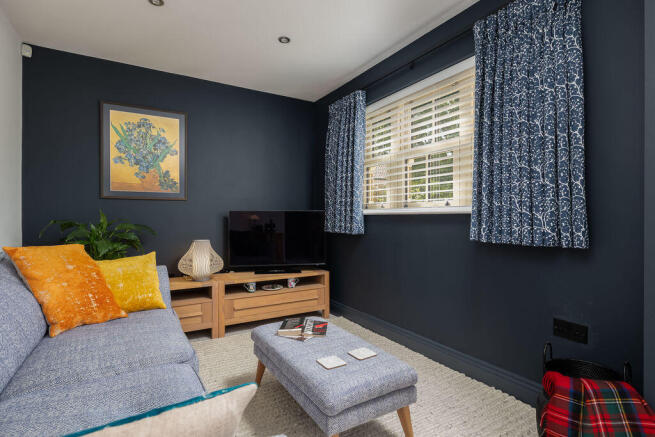 4 bed Detached for sale Image 7
