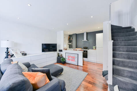 Campbell Close, Streatham, London, SW16