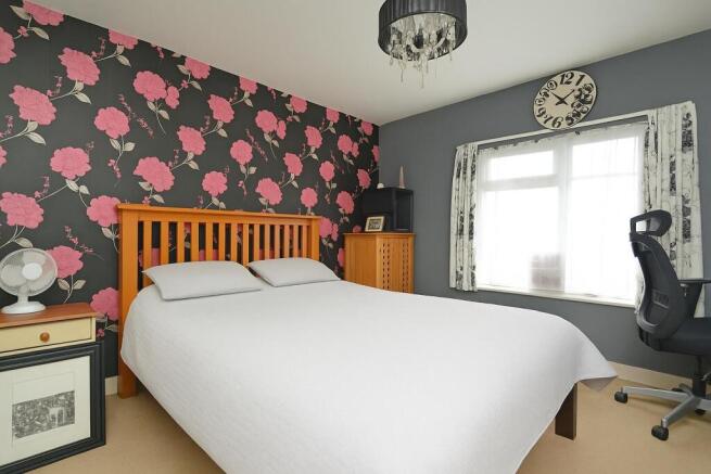Bed1NEW.jpg