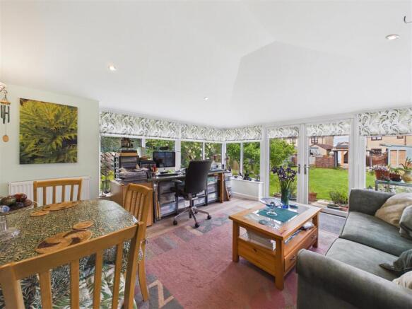 3 bed Detached for sale Image 10