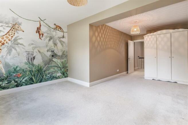 MC Kendal Avenue 26