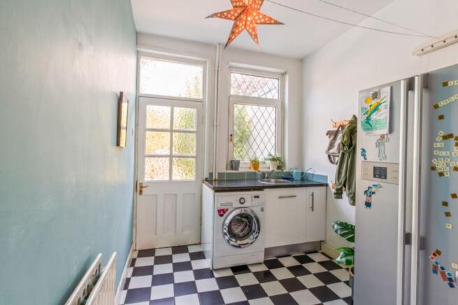 5 bed Terraced for sale Image 7