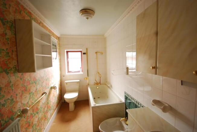 BATHROOM ONE