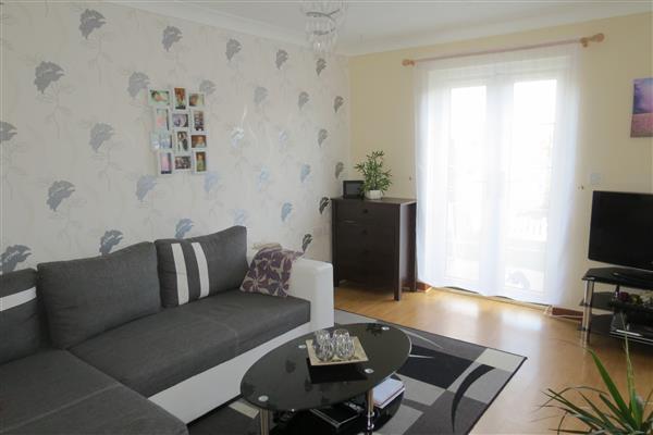Lounge: