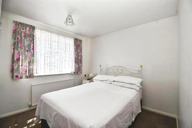 3 bed Semi-Detached for sale Image 10