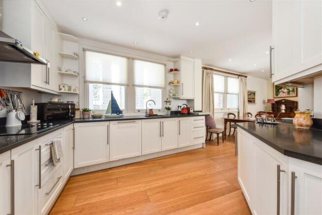 Kitchen.jpg