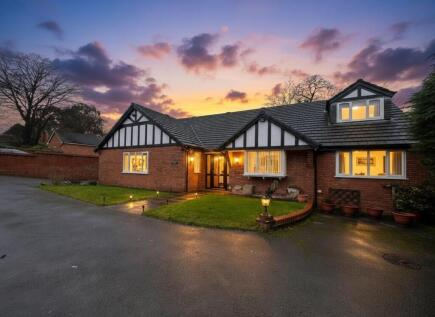 Brackenwood Drive, Cheadle