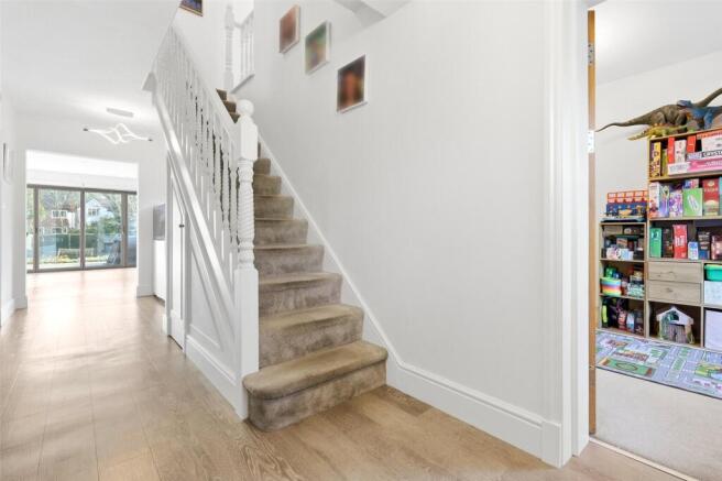 The Meadway, Buckhurst Hill, Essex, IG9 photo 5