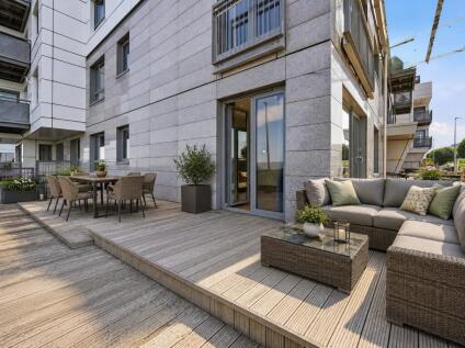 10/2 Western Harbour Terrace, Edinburgh, EH6