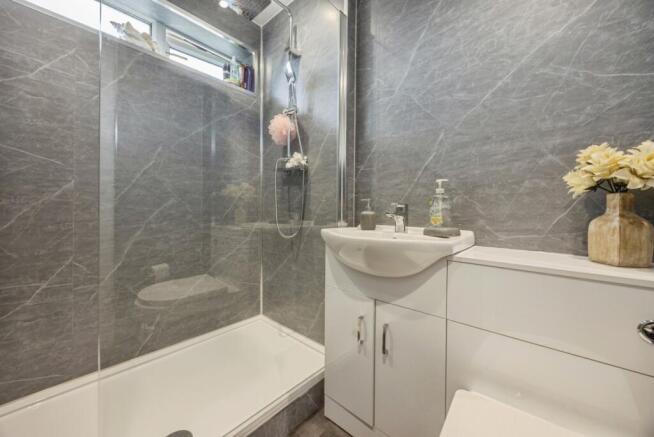 Shower Room/Wc