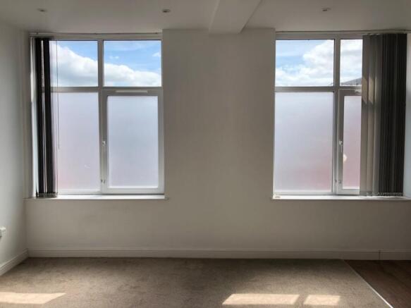 1 bed Flat to rent Image 8
