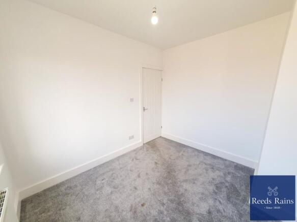 2 bed Terraced to rent Image 9